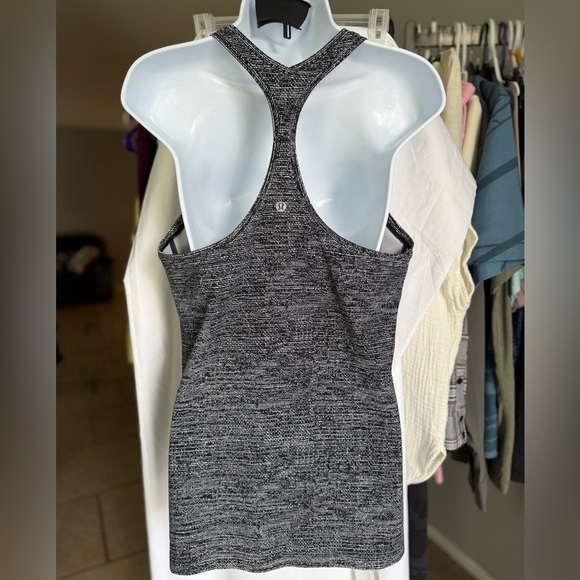 Lululemon Cool Racerback II *Nulu Twillines White Black Size 12 - Picture 6 of 10